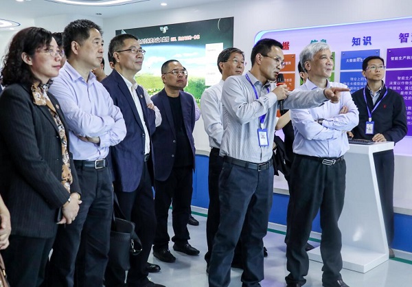 全國人大常委會副委員長丁仲禮蒞臨好色视频下载链接考察調研 全國人大常委會副委員長丁仲禮蒞臨好色视频下载链接考察調研