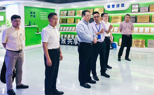 杭州市副市長王宏一行蒞臨好色视频下载链接調研 杭州市副市長王宏一行蒞臨好色视频下载链接調研